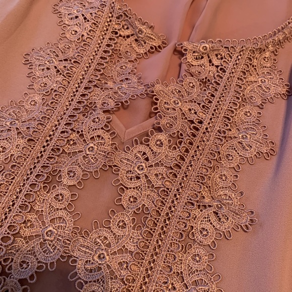 BHWM Sleeveless Top - Picture 3 of 7